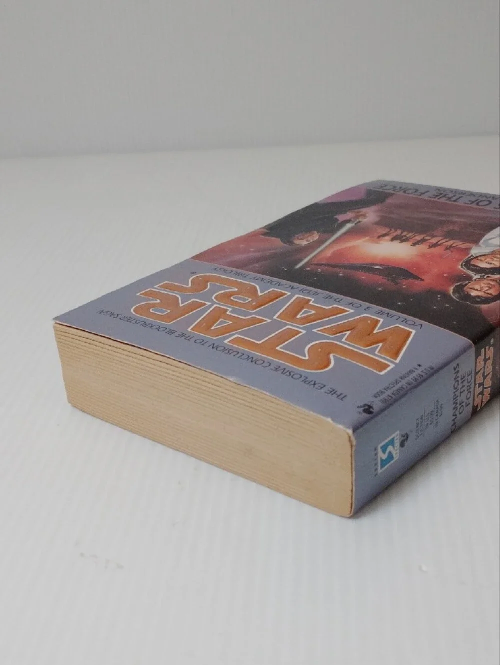 Star Wars kevin paperback discoloration